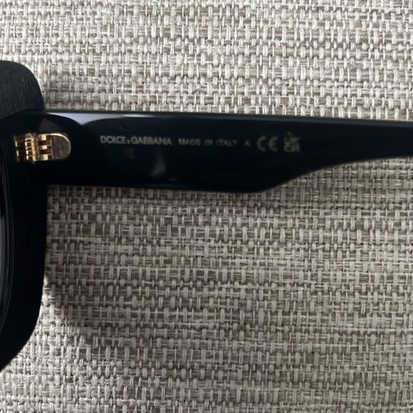 Dolce and Gabbana sunglasses - Picture 7 of 7